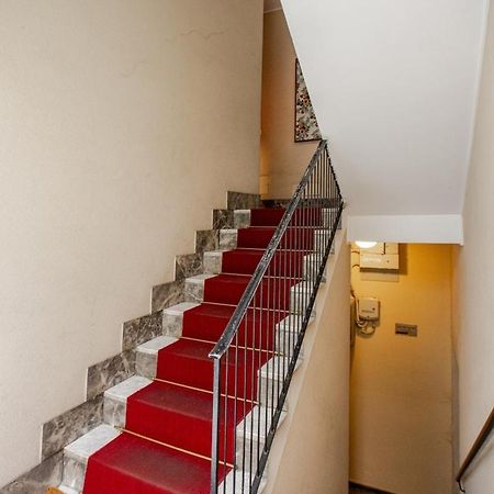Apartment Near Central Station Milan Luaran gambar