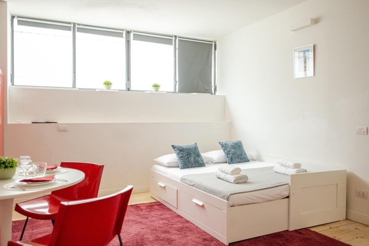 Apartment Near Central Station Milan Luaran gambar