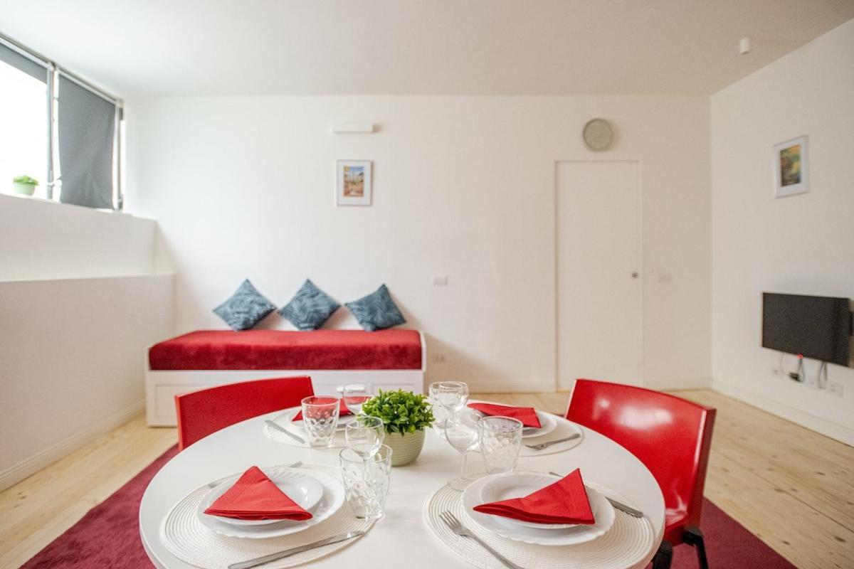 Apartment Near Central Station Milan Luaran gambar